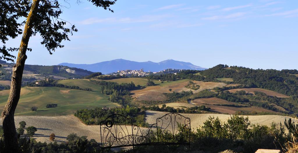 Gasthaus Il Casale Del Duca Urbino Exterior foto