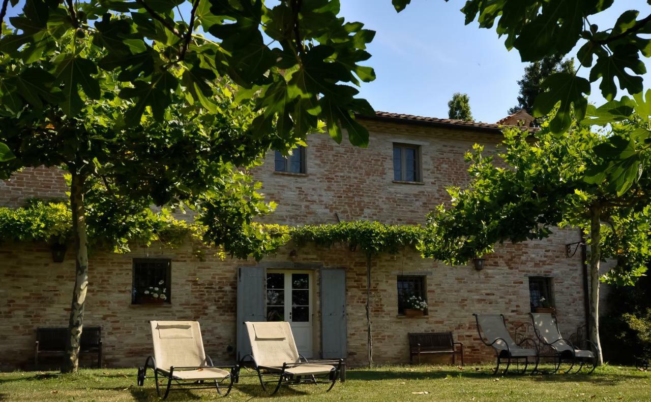 Gasthaus Il Casale Del Duca Urbino Exterior foto