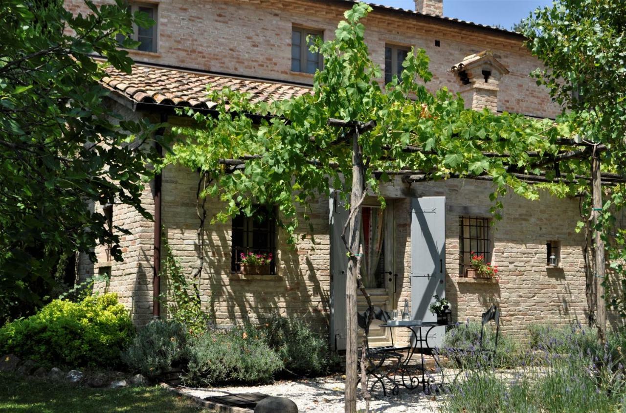 Gasthaus Il Casale Del Duca Urbino Exterior foto